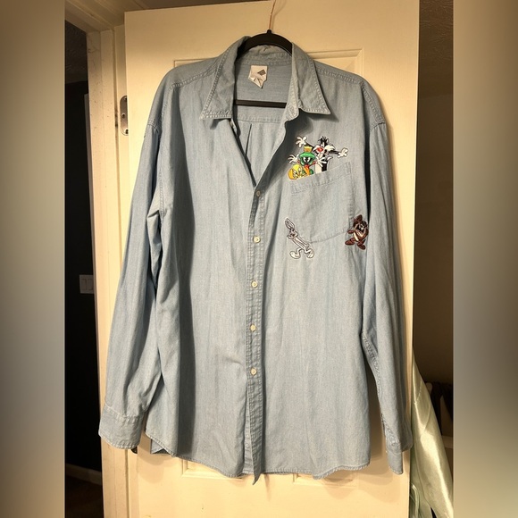 Vintage 90’s Looney Tunes Warner Bros Studio Store Denim Jean Shirt XL - Picture 2 of 7